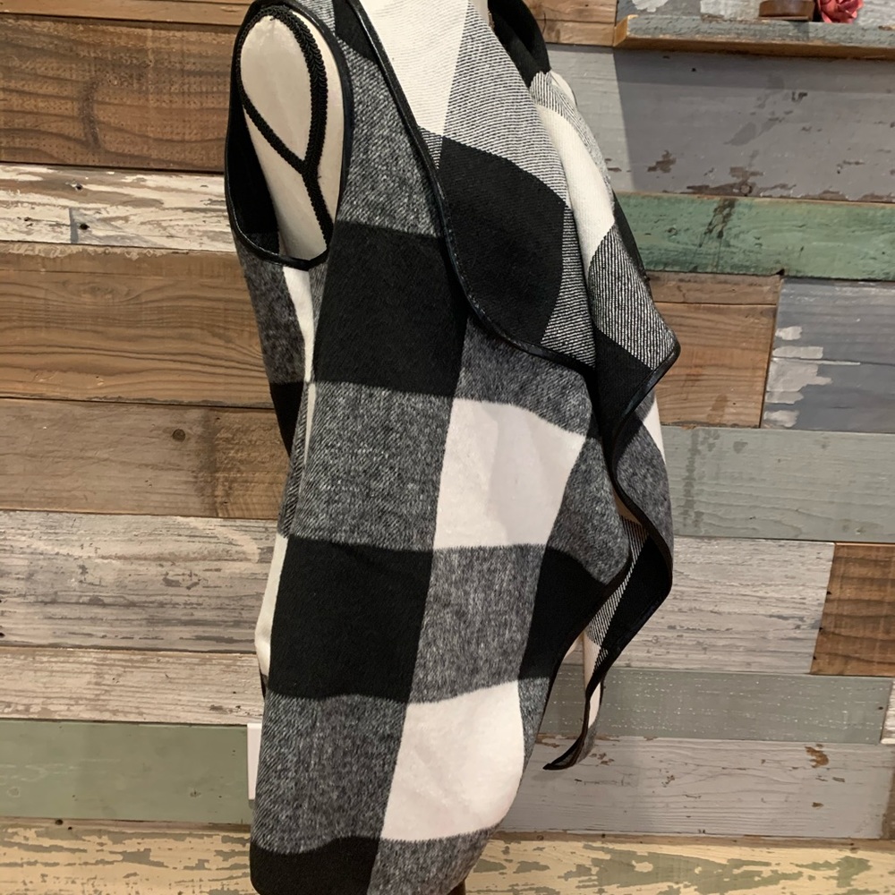 Checked Vest - image 7